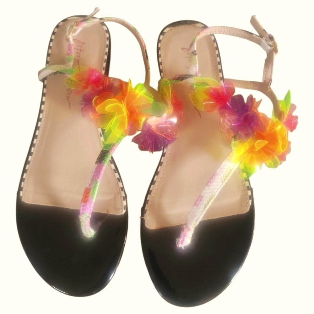 Betsy Johnson Hensley Black Multicolor Floral Accent Thong Sandals Sz 7.5